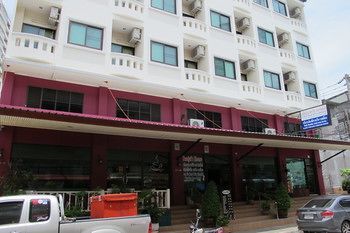 Somjai House Hotell Si Racha Exteriör bild